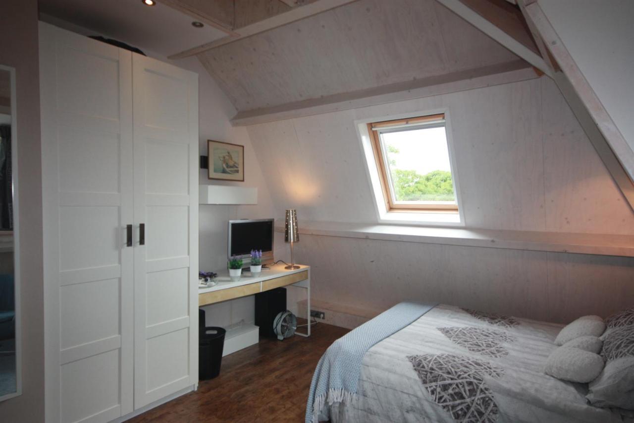De Pimpelmees Bed & Breakfast กรุงเฮก ภายนอก รูปภาพ